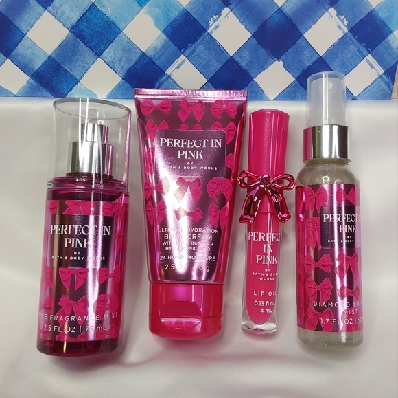 BATH & BODY WORKS 4-PIECE 'PERFECT IN PINK' LIP OIL & BODY SHIMMER GIFT SET - Picture 12 of 14